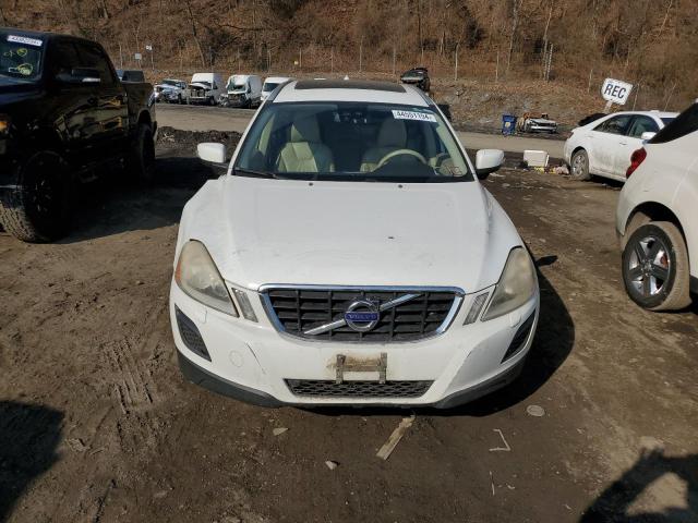 YV4902DZ9B2224156 - 2011 VOLVO XC60 T6 WHITE photo 5