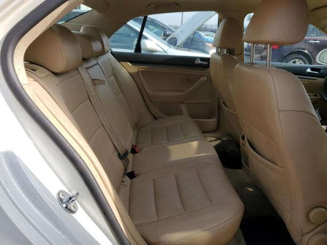 3VWEG71K27M130893 - 2007 VOLKSWAGEN JETTA WOLFSBURG 白色 照片 10