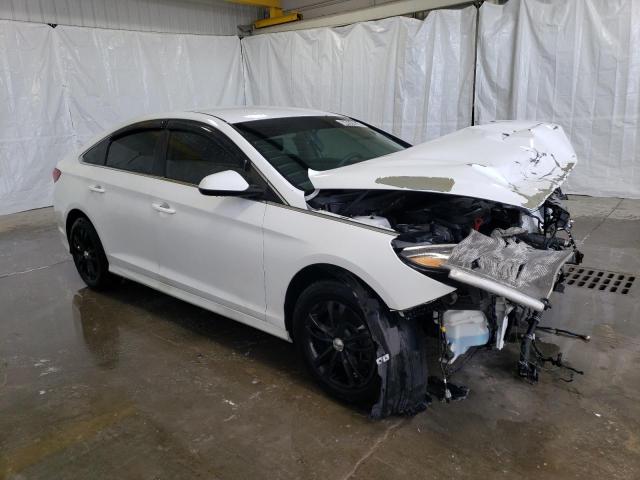 5NPE24AF3KH789910 - 2019 HYUNDAI SONATA SE WHITE photo 4