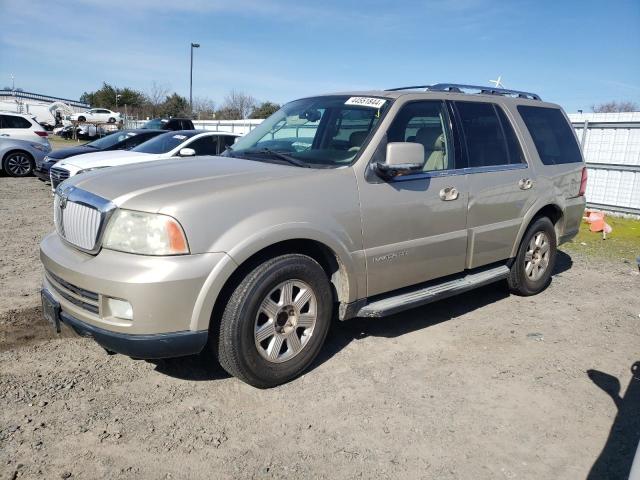 5LMFU28505LJ12838 - 2005 LINCOLN NAVIGATOR GOLD photo 1