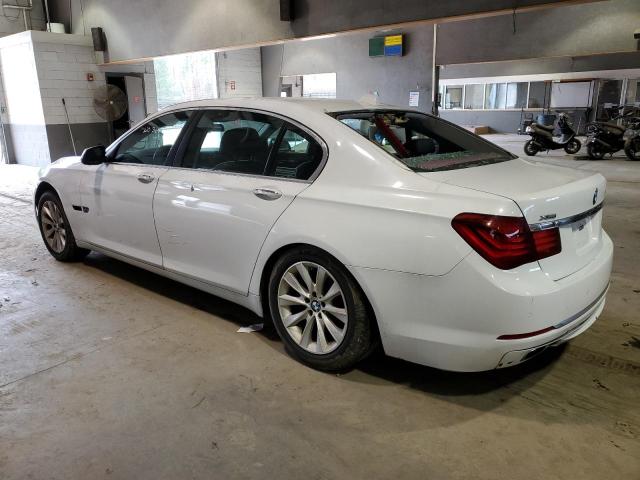 WBAYF4C51DD281530 - 2013 BMW 740 LXI WHITE photo 2
