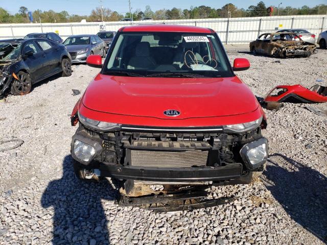 KNDJ23AU7L7710588 - 2020 KIA SOUL LX RED photo 5