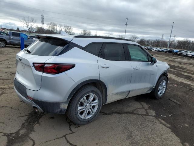 3GNKBHRS7MS523365 - 2021 CHEVROLET BLAZER 2LT SILVER photo 3