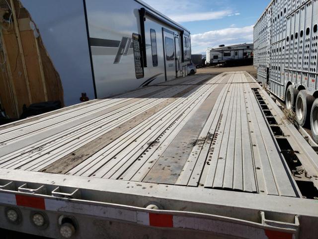 1UYFS24854A313904 - 2004 TRL TRAILER SILVER photo 5