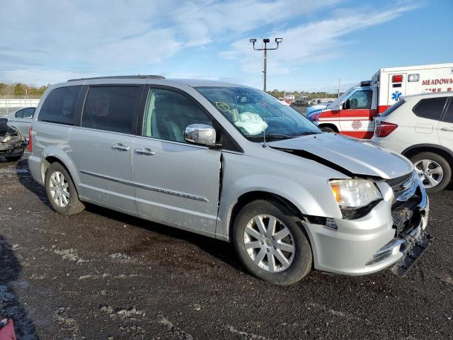 2C4RC1CG3CR163345 - 2012 CHRYSLER TOWN & COU TOURING L SILVER photo 4