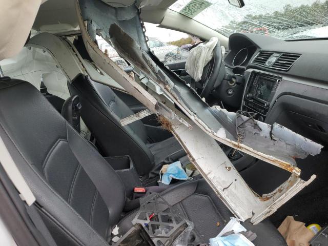 1VWDT7A35HC038728 - 2017 VOLKSWAGEN PASSAT R-LINE Ağ foto 12