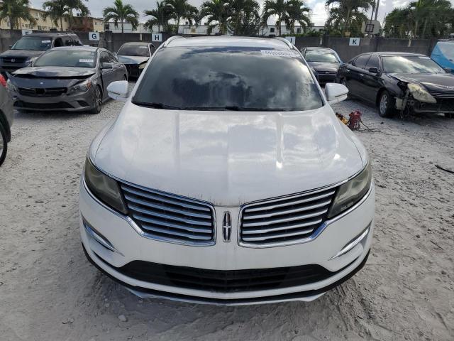 5LMCJ3C93HUL09318 - 2017 LINCOLN MKC RESERVE თეთრი ფოტო 5