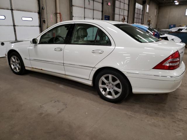 WDBRF92H67F928253 - 2007 MERCEDES-BENZ C 280 4MATIC WHITE photo 2