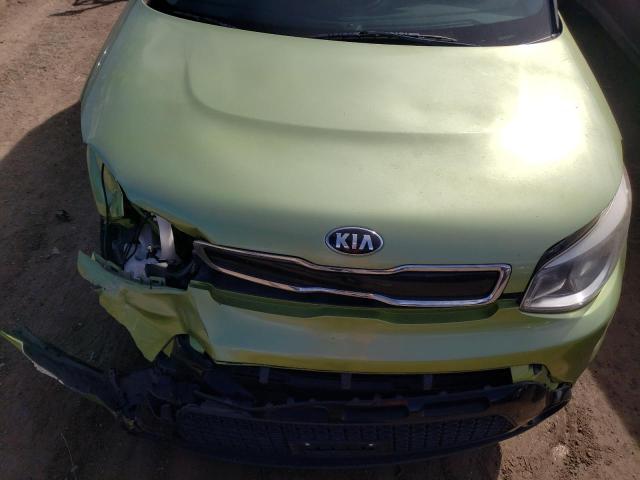 KNDJP3A52G7819170 - 2016 KIA SOUL + GREEN photo 11