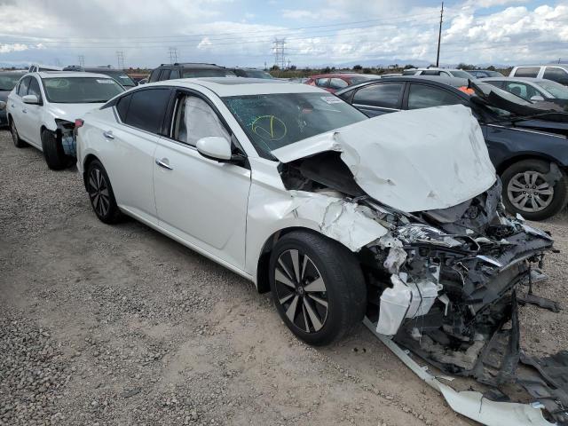 1N4BL4EV3MN332220 - 2021 NISSAN ALTIMA SL WHITE photo 4