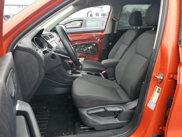 3VV0B7AX4KM004374 - 2019 VOLKSWAGEN TIGUAN S ORANGE photo 7