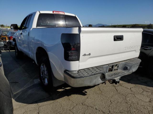 5TFRV54108X056466 - 2008 TOYOTA TUNDRA DOUBLE CAB WHITE photo 2