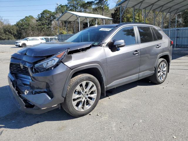 2T3C1RFV8MC172894 - 2021 TOYOTA RAV4 XLE PREMIUM GRAY photo 1