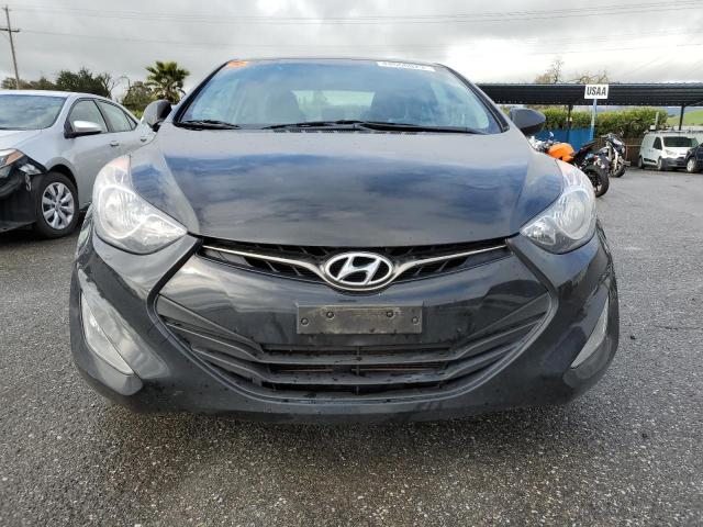 KMHDH6AEXDU022556 - 2013 HYUNDAI ELANTRA CO GS BLACK photo 5