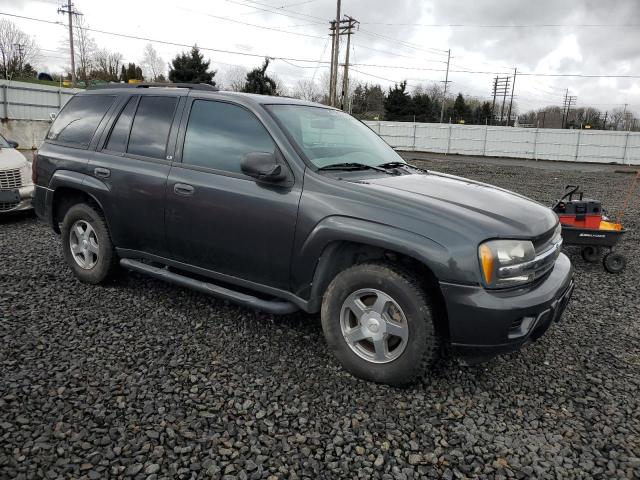 1GNDS13S442347461 - 2004 CHEVROLET TRAILBLAZE LS BLACK photo 4