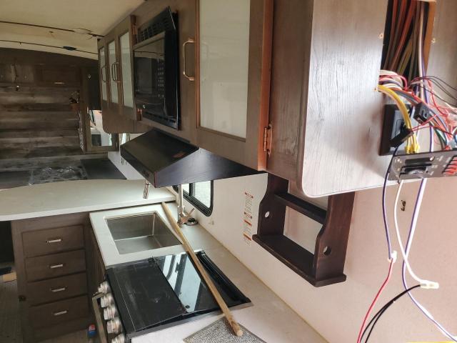 4YDT22129MD412237 - 2021 KEYSTONE PASSPORT WHITE photo 6