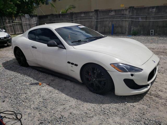 ZAM45VLA7G0177476 - 2016 MASERATI GRANTURISM S WHITE photo 4