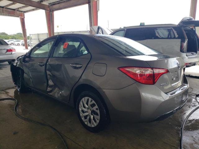 5YFBURHE9HP617545 - 2017 TOYOTA COROLLA L GRAY photo 2