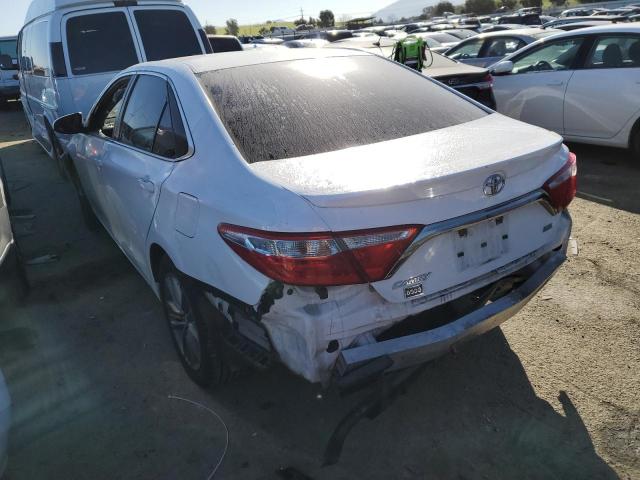 4T1BF1FK6FU056429 - 2015 TOYOTA CAMRY LE WHITE photo 2