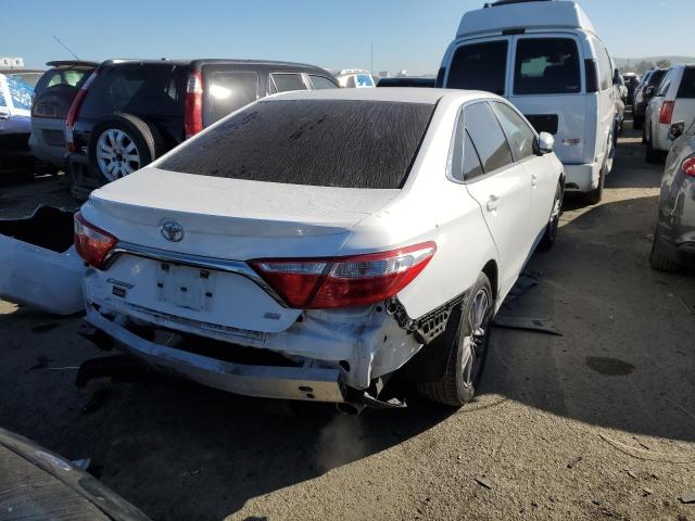 4T1BF1FK6FU056429 - 2015 TOYOTA CAMRY LE WHITE photo 3