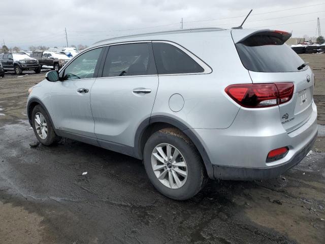 5XYPGDA32LG659352 - 2020 KIA SORENTO L SILVER photo 2