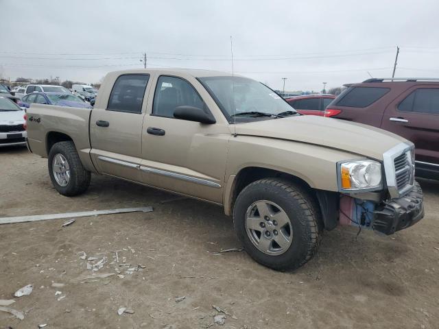 1D3HW58J25S293155 - 2005 DODGE DAKOTA QUAD LARAMIE TAN photo 4