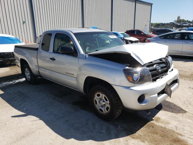 5TETX22N78Z548571 - 2008 TOYOTA TACOMA ACCESS CAB SILVER photo 4