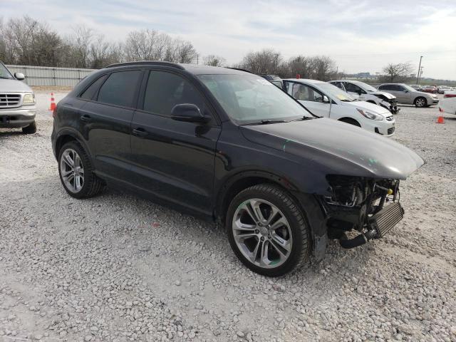 WA1ECCFS1JR015945 - 2018 AUDI Q3 PREMIUM BLACK photo 4