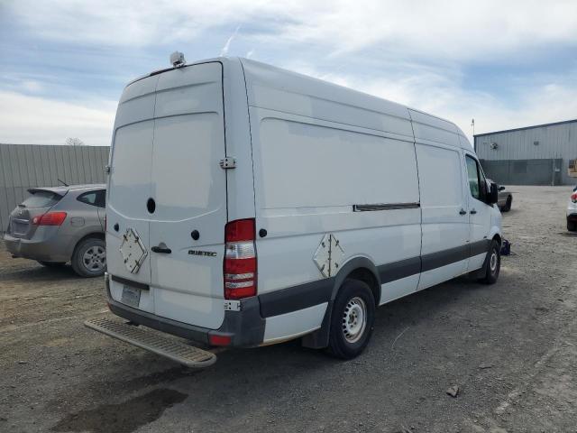 WD3PE8CB3C5698004 - 2012 MERCEDES-BENZ SPRINTER 2500 WHITE photo 3