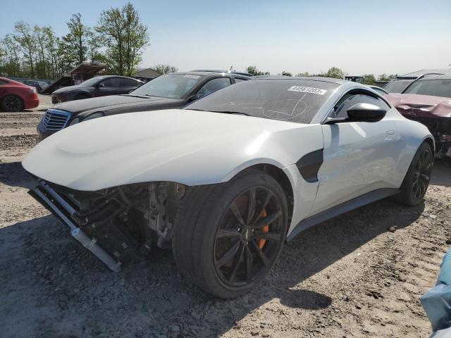 SCFSMGAW7KGN02654 - 2019 ASTON MARTIN VANTAGE WHITE photo 1