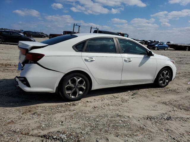 3KPF24AD8KE057876 - 2019 KIA FORTE FE WHITE photo 3