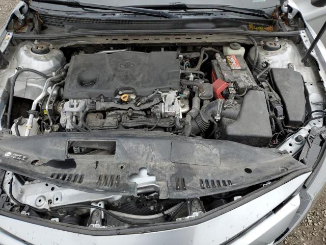 4T1B11HK0JU563296 - 2018 TOYOTA CAMRY L SILVER photo 11