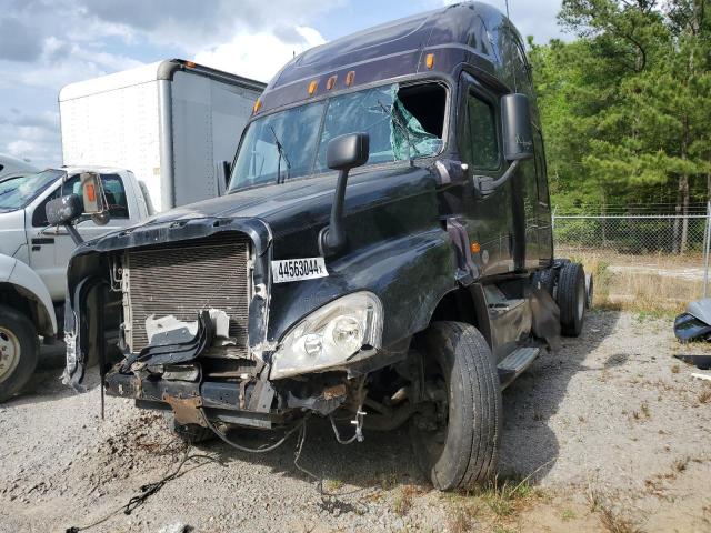 1FUJGLDR1DSBA4105 - 2013 FREIGHTLINER CASCADIA 1 WHITE photo 2