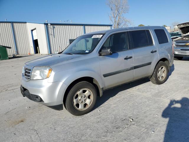 5FNYF3H29CB017779 - 2012 HONDA PILOT LX SILVER photo 1