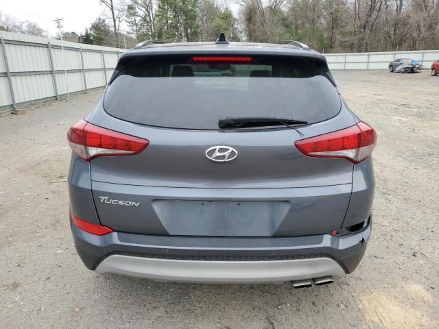 KM8J33A24JU750617 - 2018 HYUNDAI TUCSON VALUE GRAY photo 6