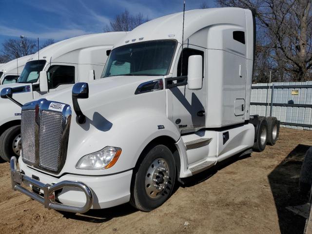 1XKYD49X4KJ258165 - 2019 KENWORTH CONSTRUCTI T680 WHITE photo 2