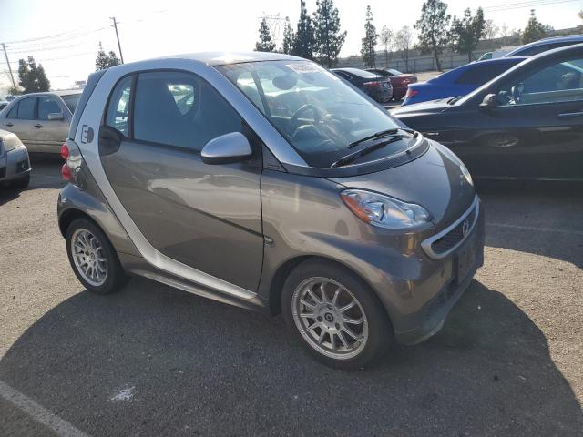 WMEEJ9AA3DK714537 - 2013 SMART FORTWO GOLD photo 4