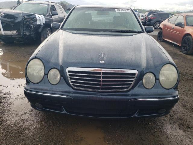 WDBJF70J81B385218 - 2001 MERCEDES-BENZ E 430 BLUE photo 5