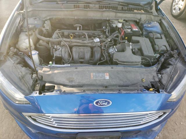 3FA6P0H7XHR415061 - 2017 FORD FUSION SE BLUE photo 11