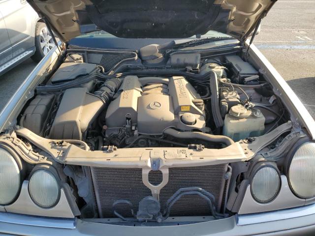 WDBJF65H7XA921400 - 1999 MERCEDES-BENZ E 320 GOLD photo 11