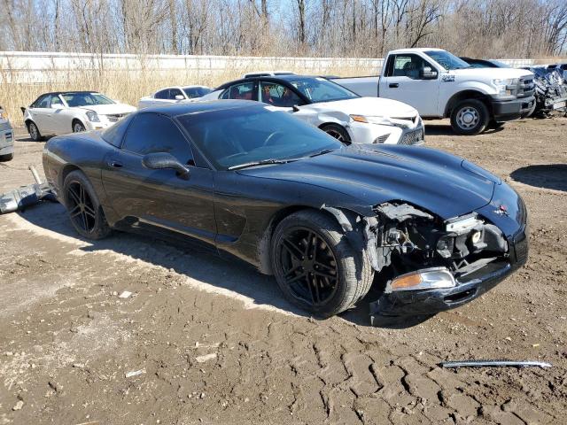 1G1YY22G5W5115621 - 1998 CHEVROLET CORVETTE BLACK photo 4