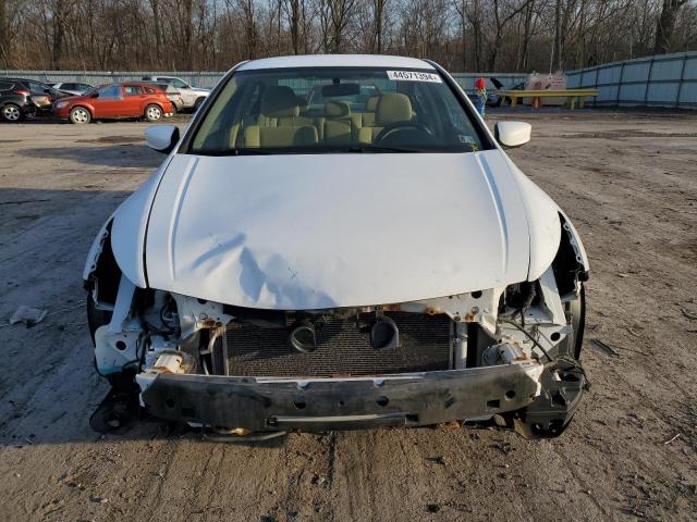 1HGCP2F30BA033911 - 2011 HONDA ACCORD LX WHITE photo 5