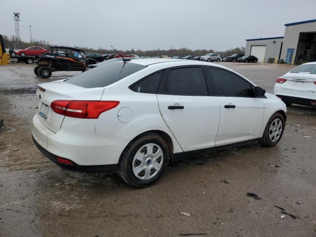 1FADP3E2XJL302927 - 2018 FORD FOCUS S WHITE photo 3