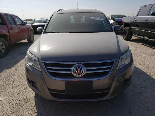 WVGBV7AX7BW569115 - 2011 VOLKSWAGEN TIGUAN S GRAY photo 5