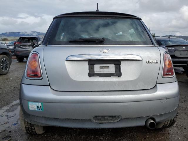 WMWMF33587TT52662 - 2007 MINI COOPER SILVER photo 6