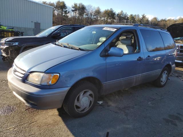 2001 TOYOTA SIENNA LE, 