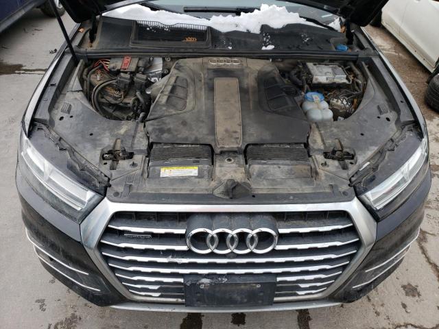 WA1VAAF78HD003899 - 2017 AUDI Q7 PRESTIGE შავი ფოტო 12