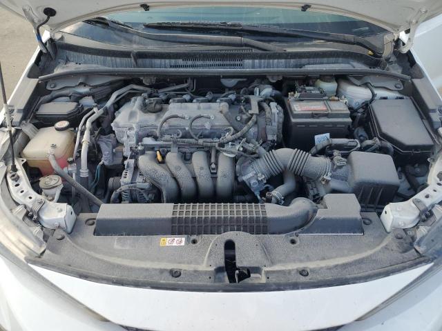 JTDEPRAE1LJ072288 - 2020 TOYOTA COROLLA LE WHITE photo 11