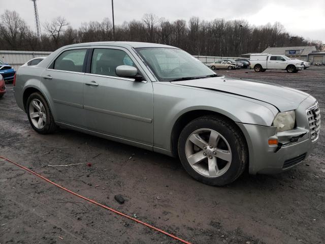 2C3LA43R56H451185 - 2006 CHRYSLER 300 SILVER photo 4