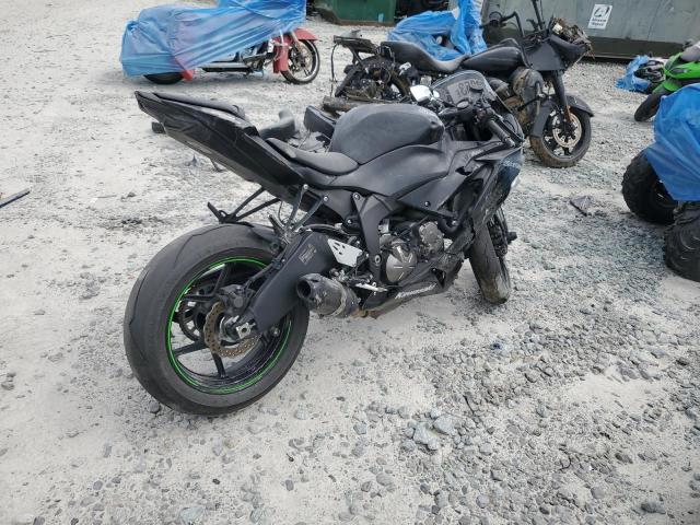 JKBZXJH10KA002145 - 2019 KAWASAKI ZX636 K BLACK photo 4